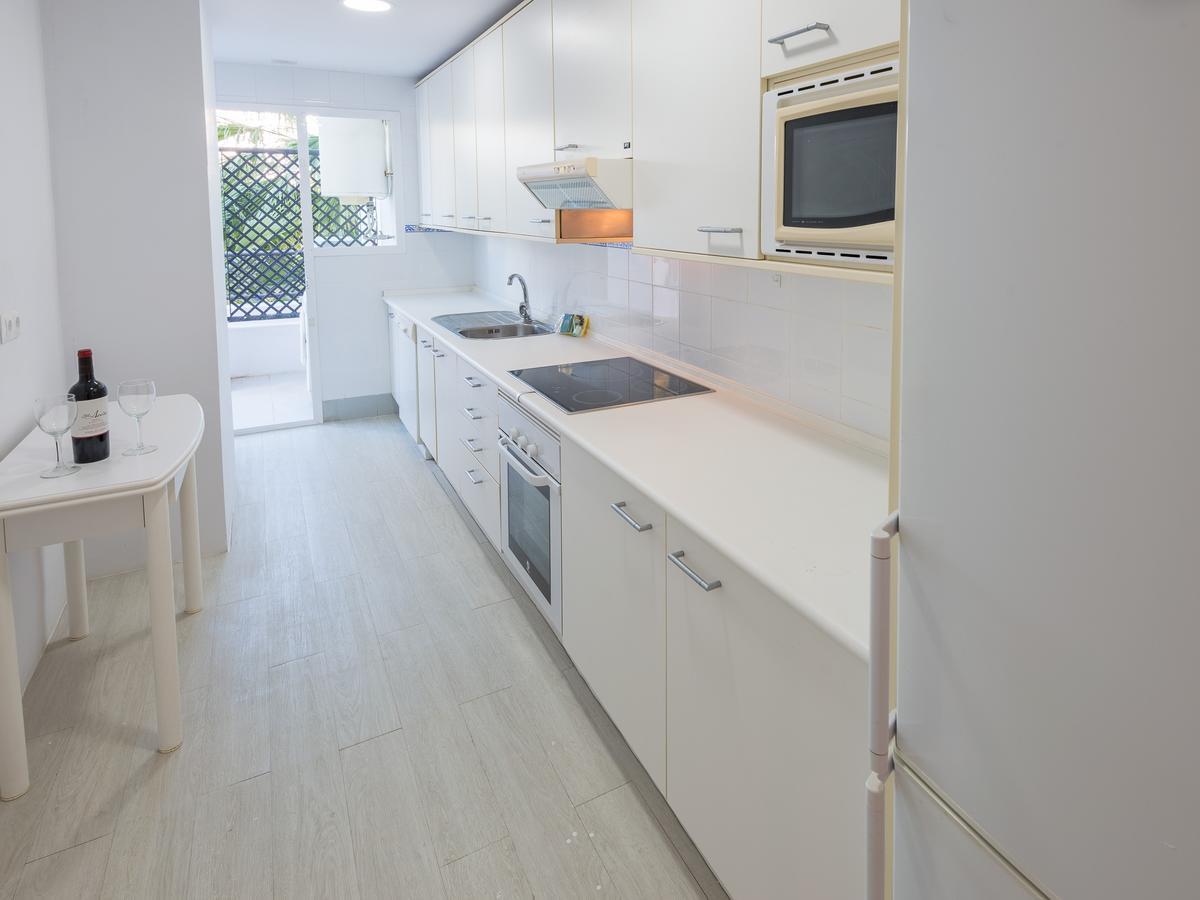 Vacation Marbella I Contemporary Central Apartment, Swimming-Pool, 24-7 Security, A Minute From The Marina, The Sea And Luxury Shopping Экстерьер фото