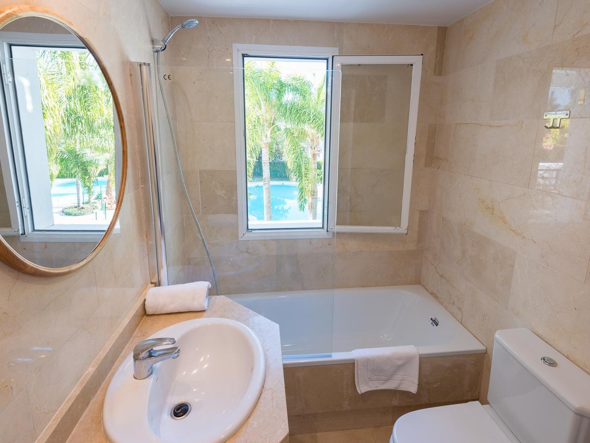Vacation Marbella I Contemporary Central Apartment, Swimming-Pool, 24-7 Security, A Minute From The Marina, The Sea And Luxury Shopping Экстерьер фото