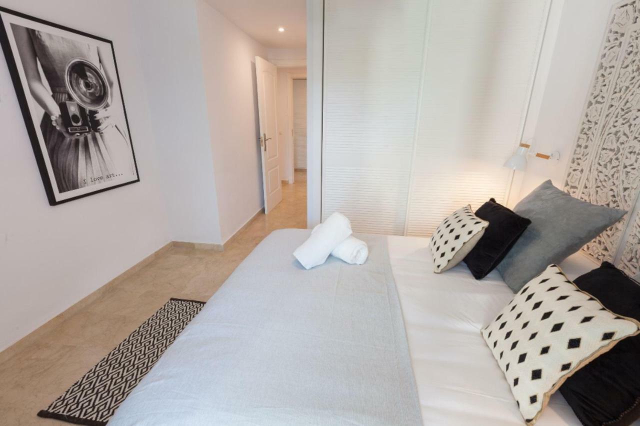 Vacation Marbella I Contemporary Central Apartment, Swimming-Pool, 24-7 Security, A Minute From The Marina, The Sea And Luxury Shopping Экстерьер фото